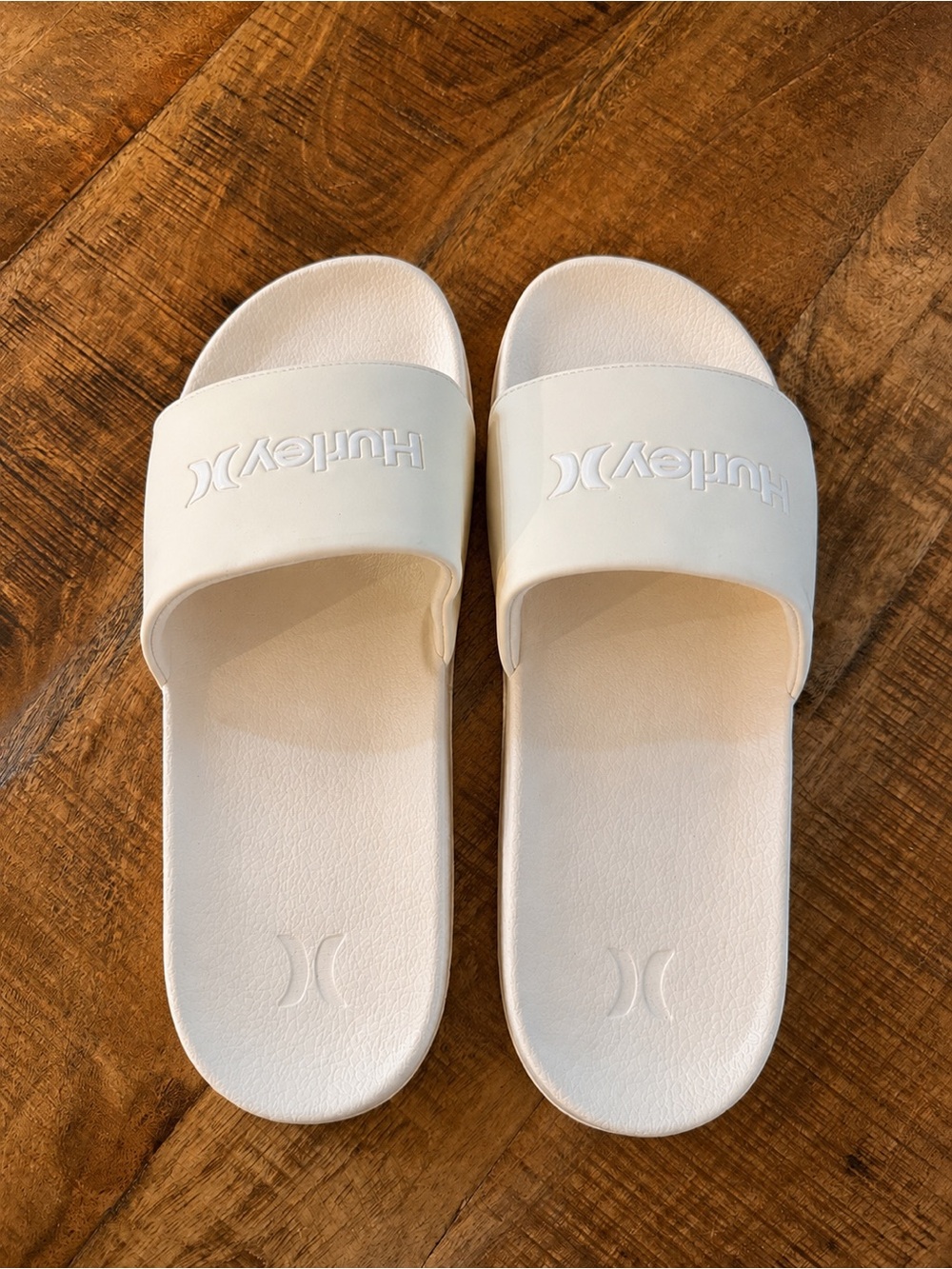 NWT Hurley Men’s Textured Outsole Non-Slip Grip Slides, Size 10